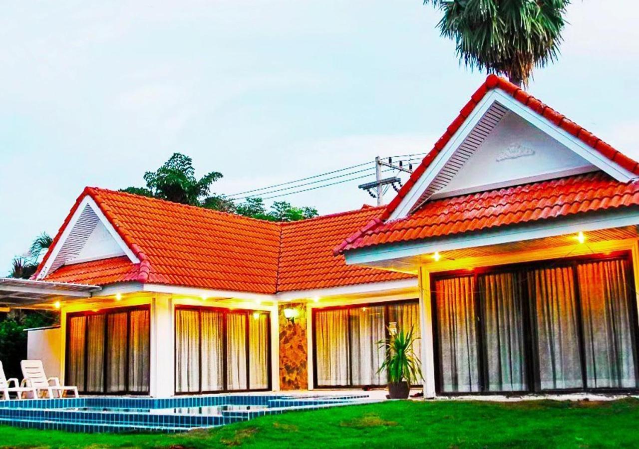 Baan Golden Pool Villa Sam Roi Yot Exteriör bild
